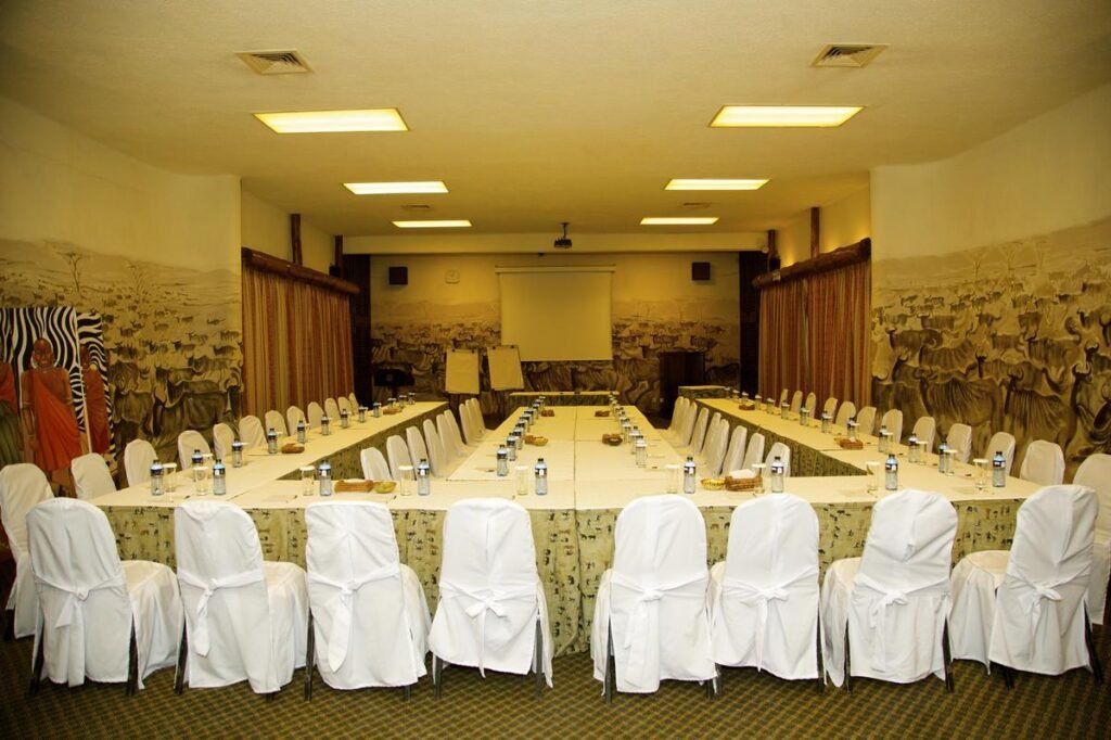 10._facilities_-_conference_room