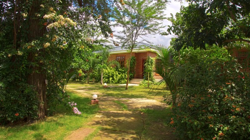 1.4_tropical_gardens2