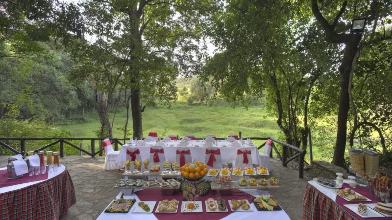 sarova_mara_game_camp_-_salt_lick_deck_1